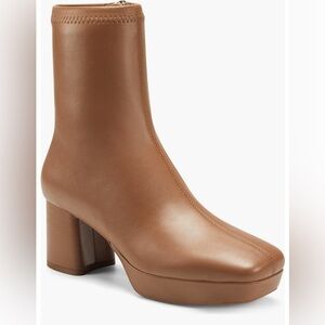 NWT 7.5 Aerosoles Sussex Block Heel Platform Bootie